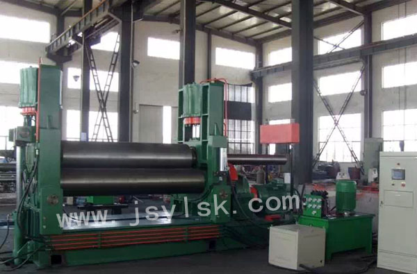 液壓三輥對稱式卷板機(jī)