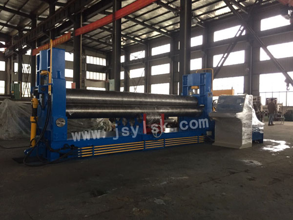 液壓三輥對(duì)稱式卷板機(jī)